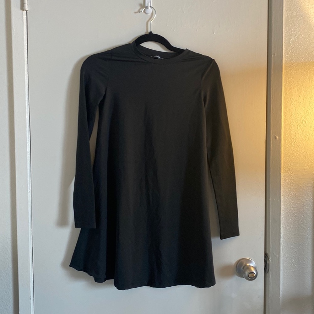 Black long sleeve stretchy shein dress. Never worn. Size xs